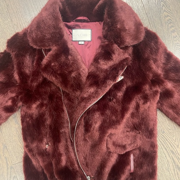 Alexis Faux Fur Moto Jacket- Burgundy - Picture 4 of 5